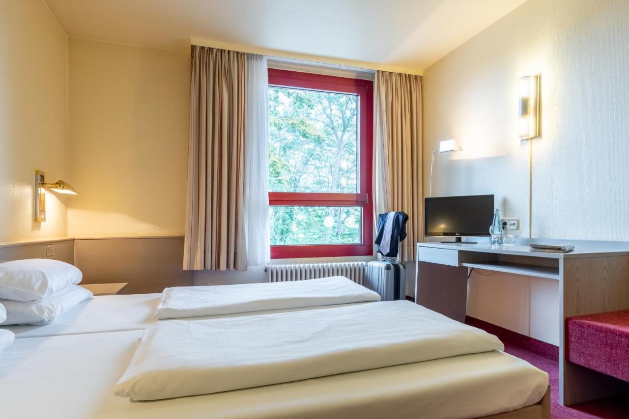 Hotel Baden-Baden Exterior photo